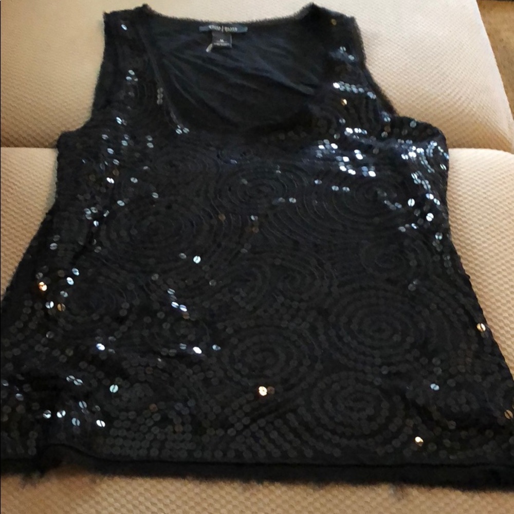 Sequin tank